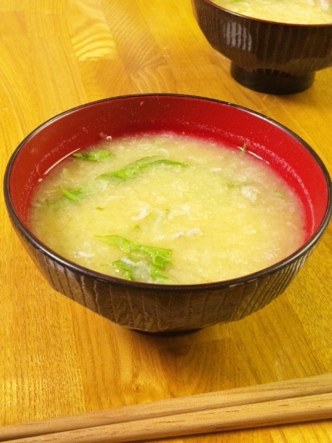 大根おろしと生姜でポカポカ☆味噌汁の画像