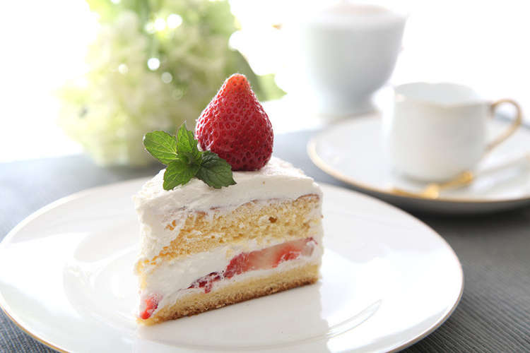 簡単 ふわふわ苺のショートケーキ レシピ 作り方 By フレンチシェフの娘 クックパッド 簡単おいしいみんなのレシピが350万品