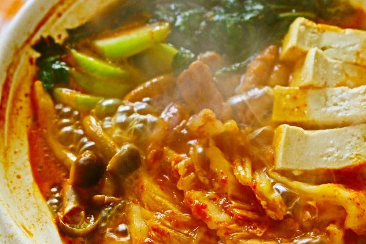 キムチこてっちゃん鍋 김치곱창찌개 レシピ 作り方 By いも クックパッド 簡単おいしいみんなのレシピが356万品