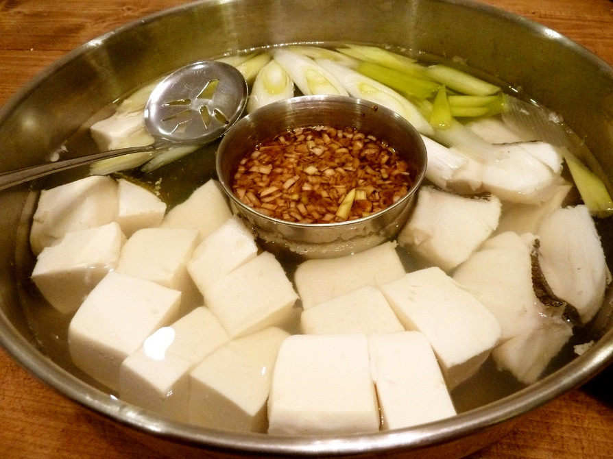 冬の定番☆簡単我が家のタラ入り湯豆腐の画像