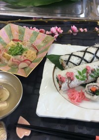 雛祭り春お祝いのロール寿司