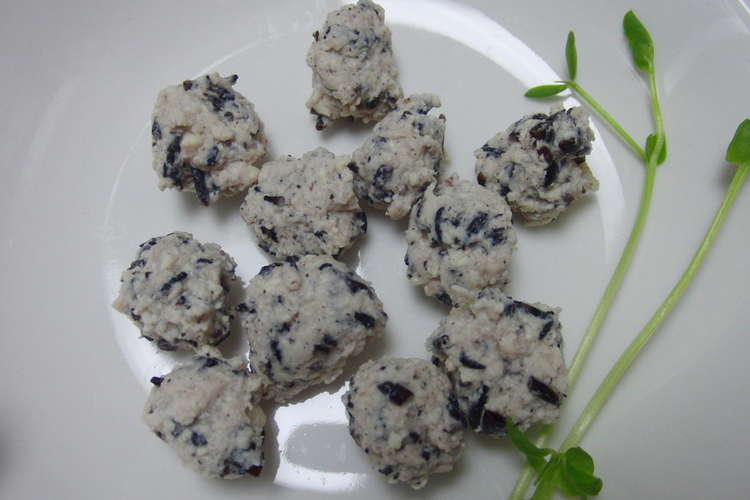 離乳食後期 材料は３つ コロコロ肉団子 レシピ 作り方 By 水芭蕉 クックパッド 簡単おいしいみんなのレシピが359万品