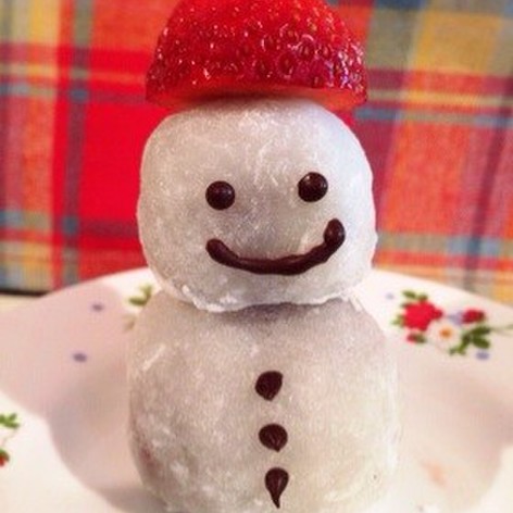クリスマスに♡雪だるまのイチゴ大福