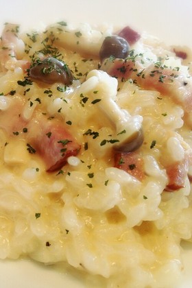 残ったごはんで、簡単チーズリゾット