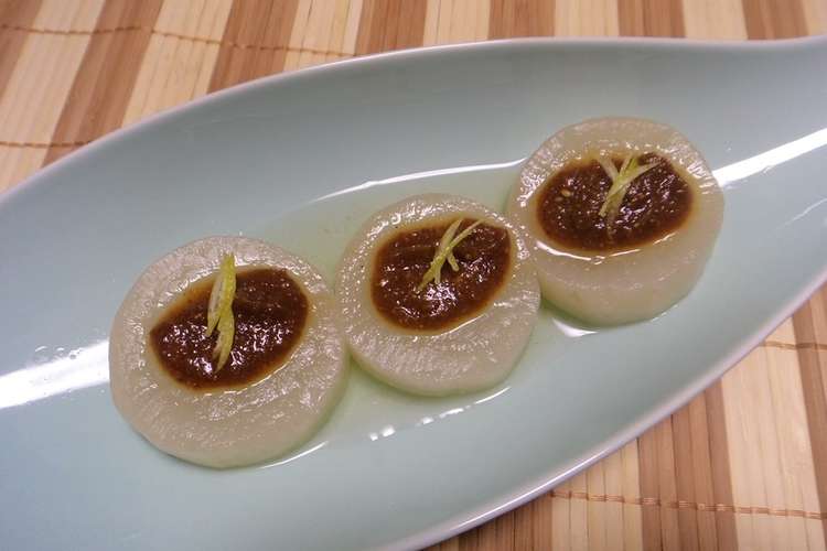 ふろふき大根の金ごま味噌かけ レシピ 作り方 By 金ごま本舗 クックパッド 簡単おいしいみんなのレシピが371万品