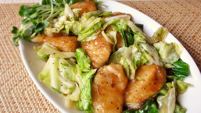 キャベツと鶏むね肉のオイスター炒め レシピ 作り方 By Moj クックパッド 簡単おいしいみんなのレシピが357万品