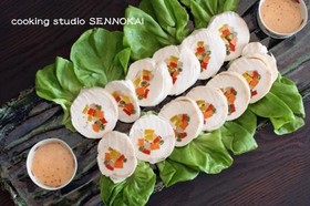 お洒落な洋風お節 鶏ハムのオーロラソース