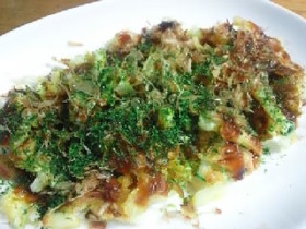 不思議食感!うどんでお好み焼き風