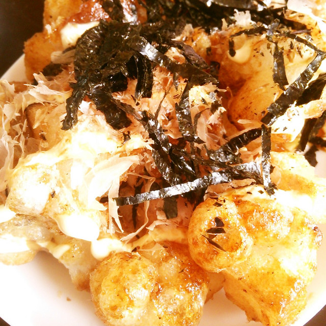 お餅アレンジ 揚げ餅の甘辛しょうゆ絡め レシピ 作り方 By Rriioo クックパッド 簡単おいしいみんなのレシピが352万品