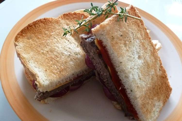 大満足 ラクダバーガー ステーキサンド レシピ 作り方 By Ozdacho クックパッド