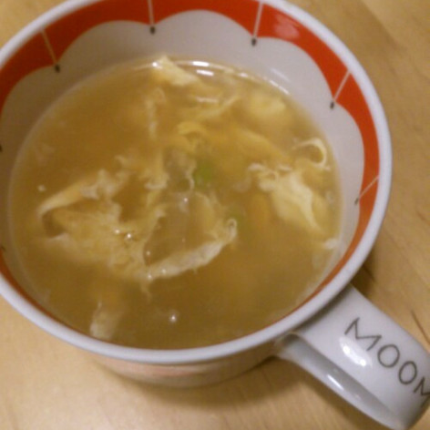 生姜風味のネギと卵の中華スープ