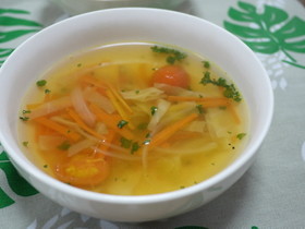 野菜スープ。