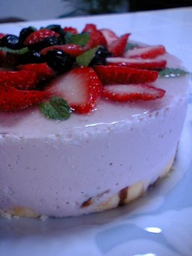 いちごレアチーズケーキ
