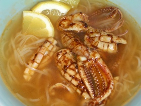 中太タイ米粉(ビーフン)、烏賊(イカ)