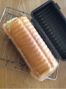 トヨ型食パン HB使用の画像