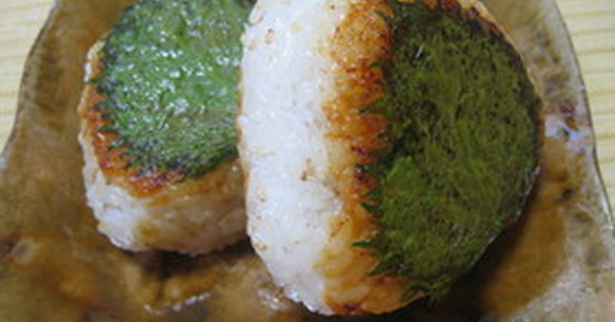 失敗知らず 焼きおにぎり 大葉味噌 レシピ 作り方 By りえおさん クックパッド 簡単おいしいみんなのレシピが368万品