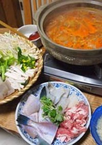 お鍋：キムチのピリ辛鍋