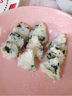 離乳食後期＊小松菜と海苔のミニ焼おにぎりの画像