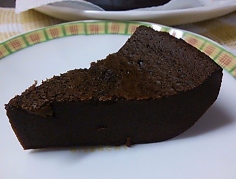 炊飯器で、簡単ガトーショコラ風ケーキの画像