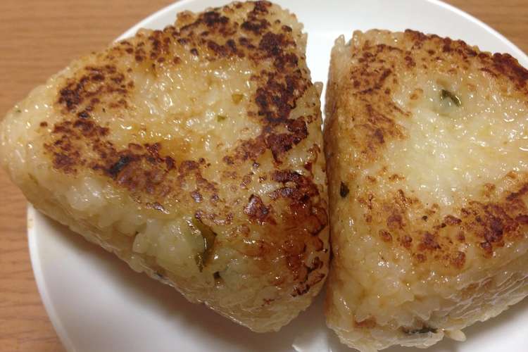 夜食や小腹が空いた時に味噌バタおにぎり レシピ 作り方 By なさままりん クックパッド
