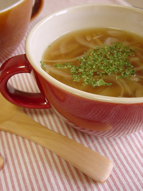 玉ねぎと生姜のスープ。