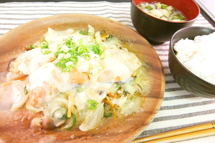 レンジで 鮭の洋風塩ちゃんちゃん焼き レシピ 作り方 By かっぺキッチン クックパッド 簡単おいしいみんなのレシピが361万品