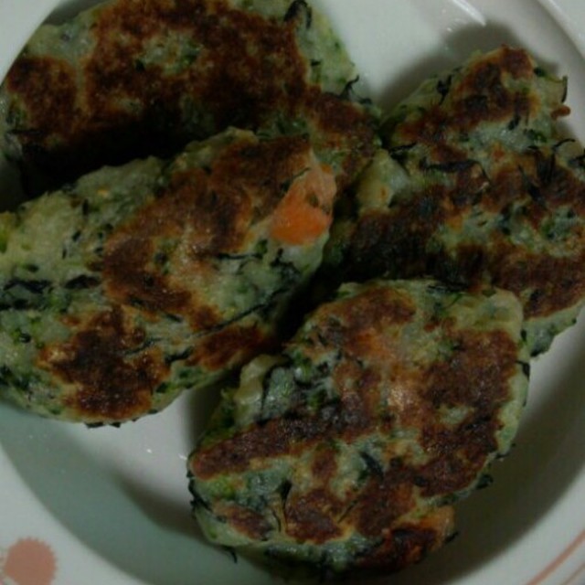 離乳食後期 タラとポテトのおやき レシピ 作り方 By Hamupuchi クックパッド 簡単おいしいみんなのレシピが358万品