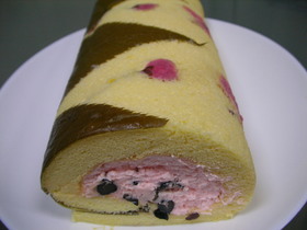 桜ロールケーキ