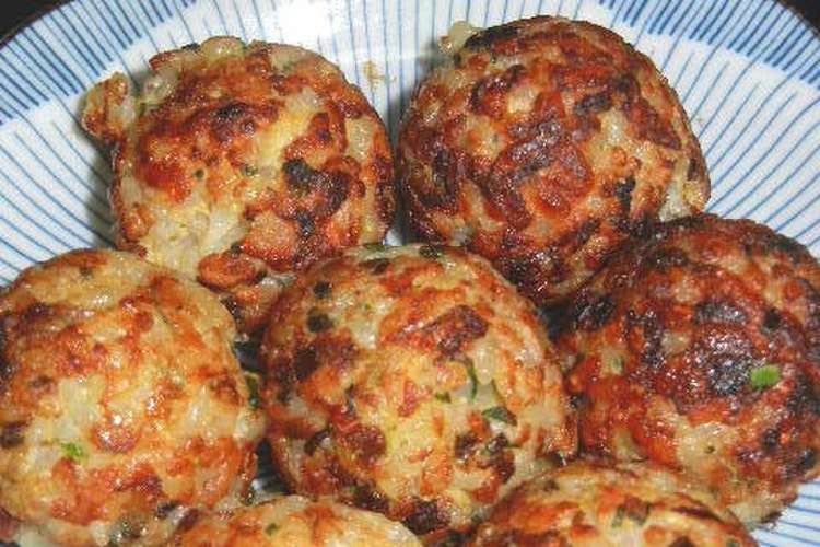 たこ焼き器でご飯団子 レシピ 作り方 By まま蔵 クックパッド 簡単おいしいみんなのレシピが360万品