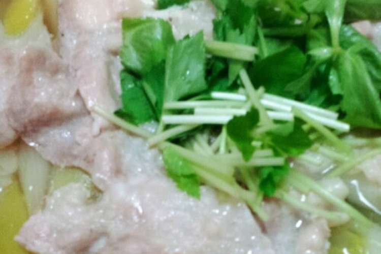 豚バラと白菜の簡単 だしの素鍋 レシピ 作り方 By Maro クックパッド 簡単おいしいみんなのレシピが355万品