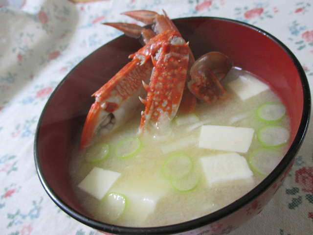 ワタリガニの味噌汁 いいダシが出ます By Sakura