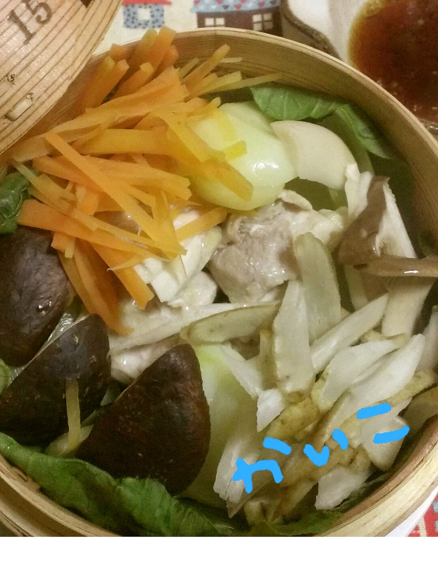 蒸籠で☆彡温野菜とお味噌汁の画像