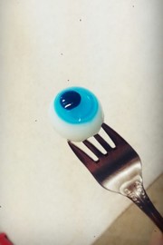 【簡単】目玉ゼリー【ハロウィンに♪】の写真