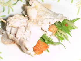 キムチと水菜の豚肉巻き