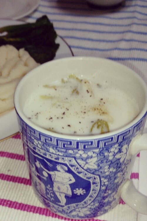 レタスのミルクスープの画像
