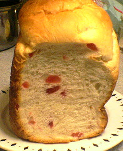 苺のフワフワ食パン☆の写真
