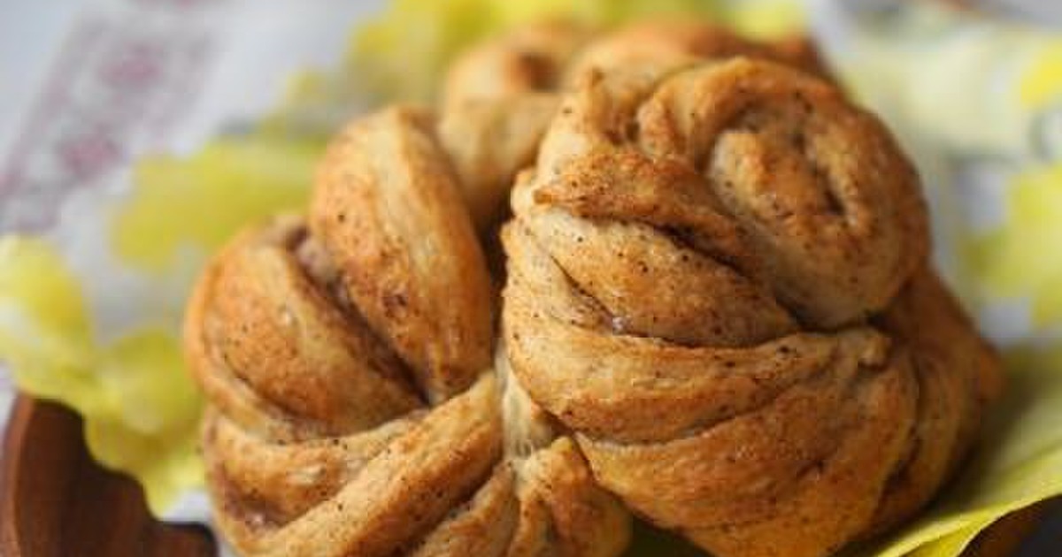 シナモンロールワッフル朝食サンドイッチのレシピ