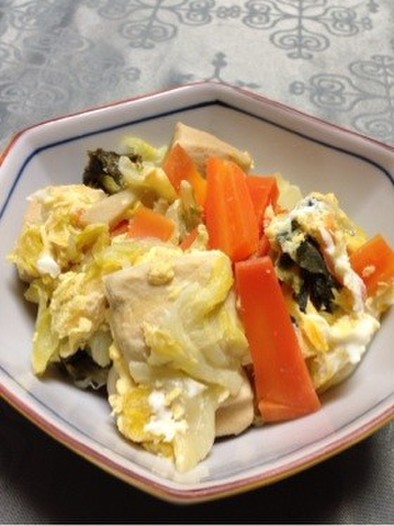 生姜たっぷり＊白菜と高野豆腐の卵とじ＊の写真