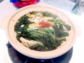 野菜×スタミナ！餃子とあおさのりのお鍋の画像