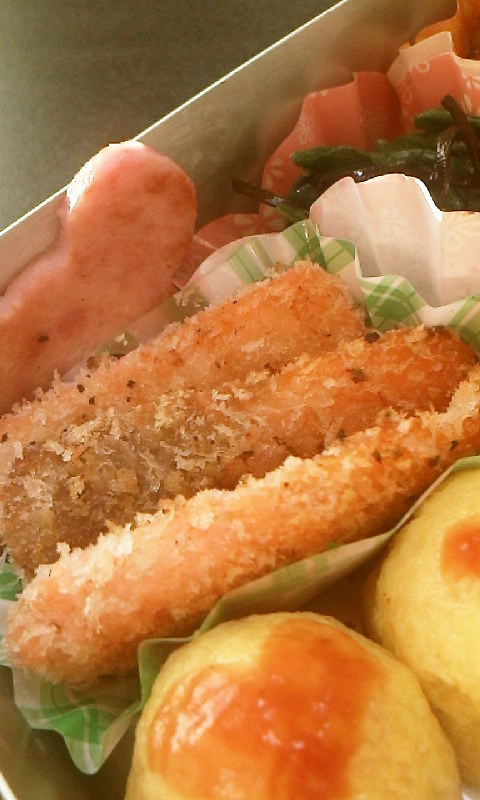 お弁当に☆残った刺身で簡単サーモンフライの画像