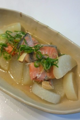 塩鮭と大根の中華風煮物
