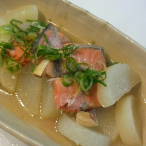 塩鮭と大根の中華風煮物