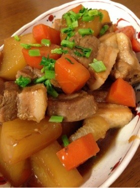 大根と豚バラブロックの煮物