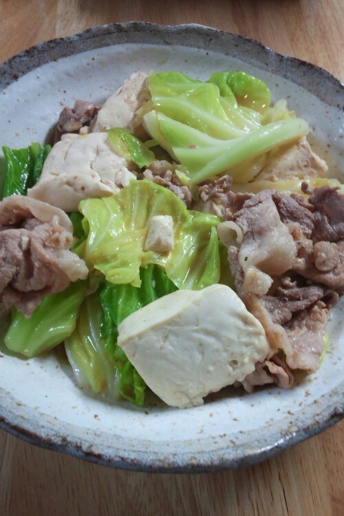 キャベツたっぷり☆肉豆腐の画像