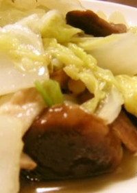 野菜不足に白菜と椎茸の炒め物
