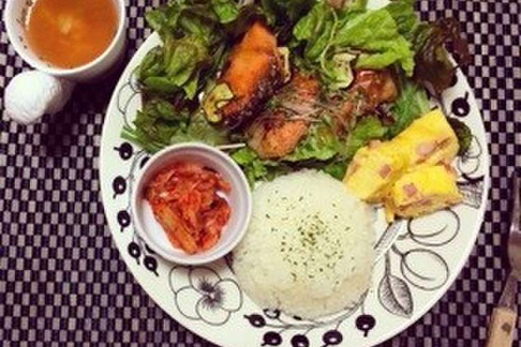 カフェ飯 鮭のムニエル レシピ 作り方 By Aicocooks クックパッド 簡単おいしいみんなのレシピが352万品