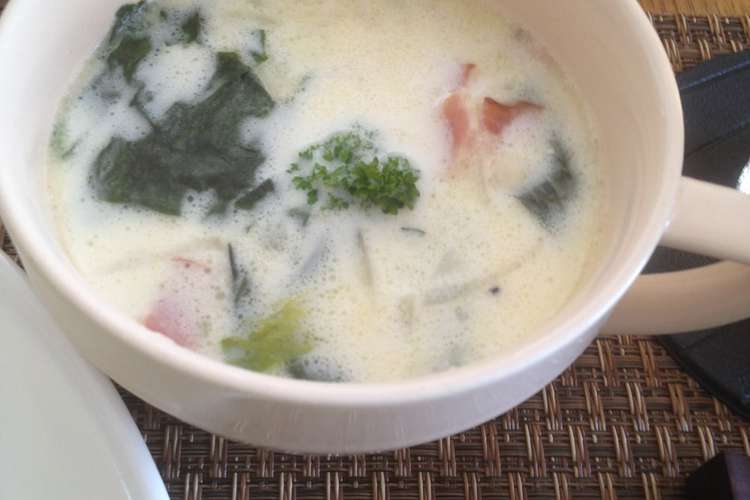 ベーコンとほうれん草のスープ レシピ 作り方 By Atsukocafe クックパッド 簡単おいしいみんなのレシピが366万品