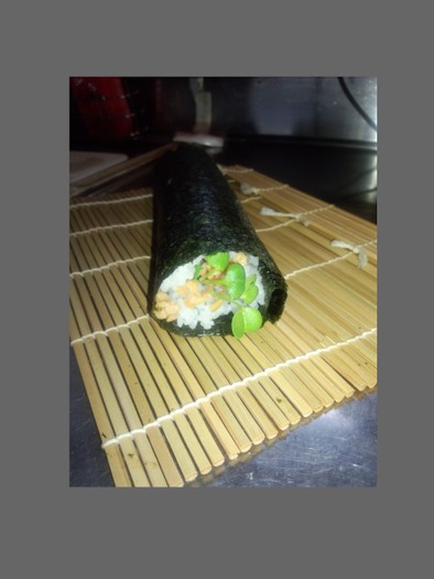 巻き寿司の巻きのコツ　の写真