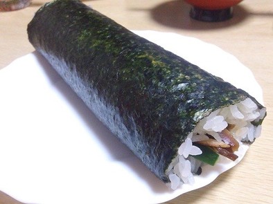 節分の太巻き寿司の写真