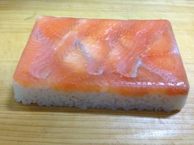 〆頂鱒からの～頂鱒押寿司！の写真